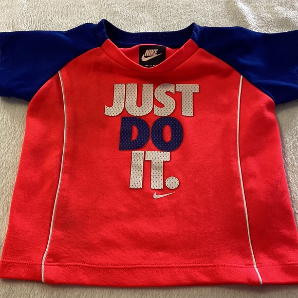 Nike Toddler Just Do IT tee. 24 months. Preowned. - Picture 4 of 5